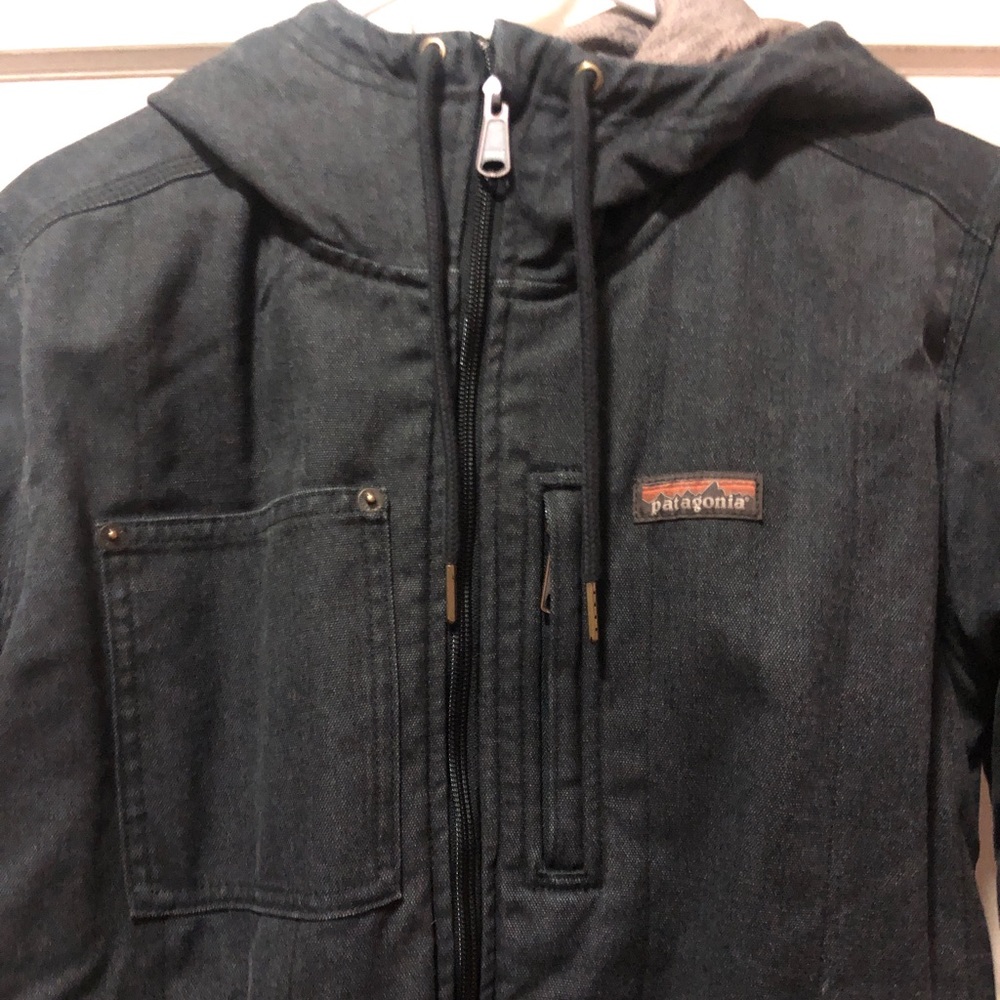 Patagonia
Women's All Seasons Hemp Canvas Bomber Hoody Jacket